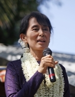 Aung_San_Suu_Kyi_17_November_2011